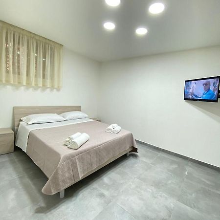 The Gate Apartment Napels Buitenkant foto